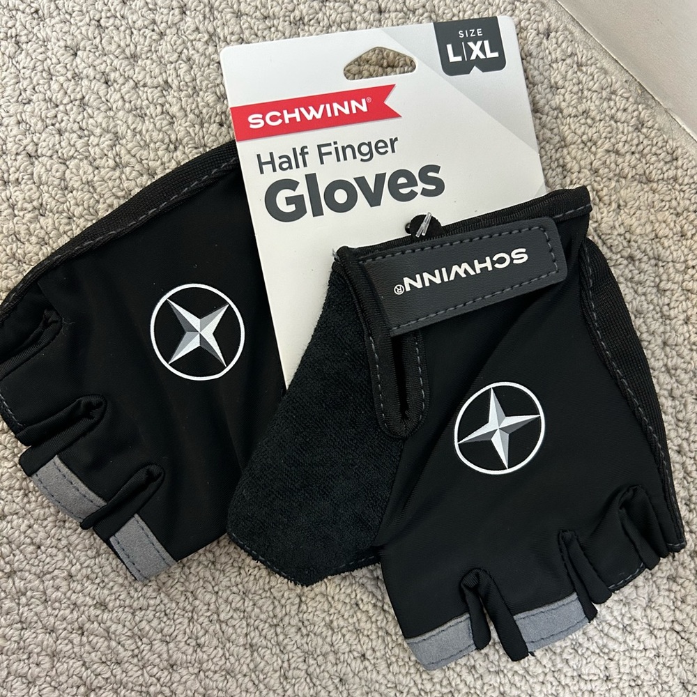 2/$30⚡️- GLOVES | NWT Schwinn half finger gloves size L/XL
